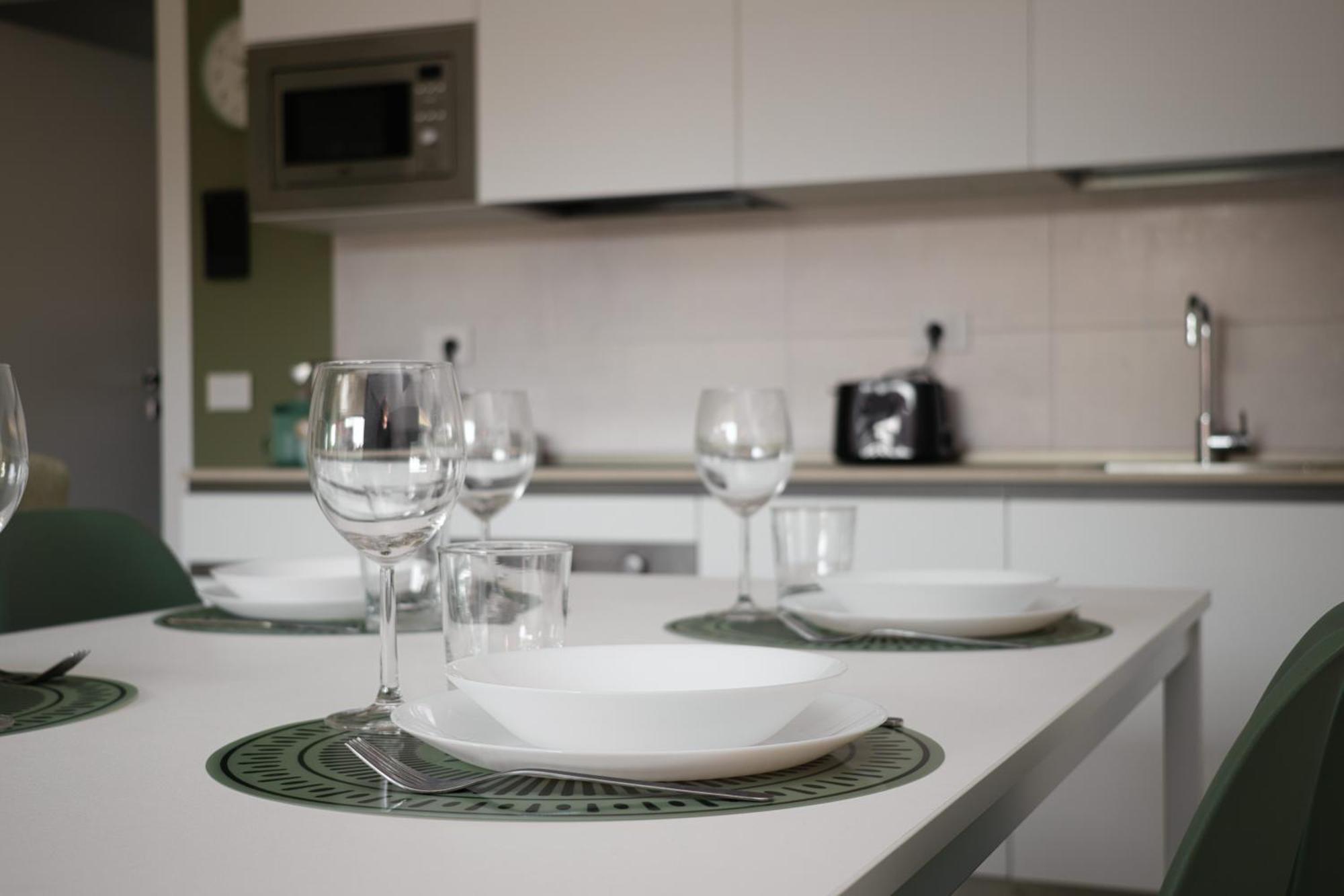 Appartement In Financial District 4 Pax Milan