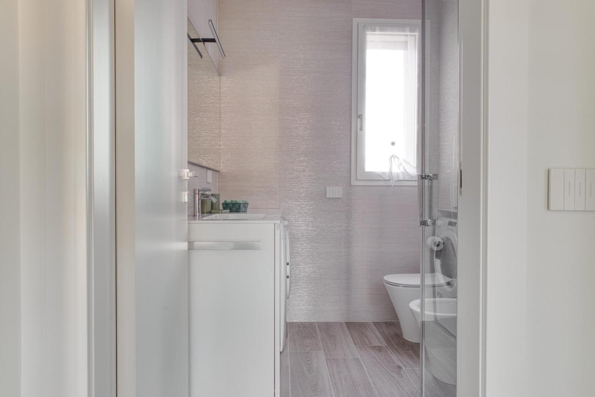 Appartement In Financial District 4 Pax Milan